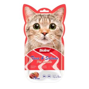 Bioline Cat Treats 5x15g with Tuna Salmon flavor, showing the product packaging with individual lickable treat tubes.